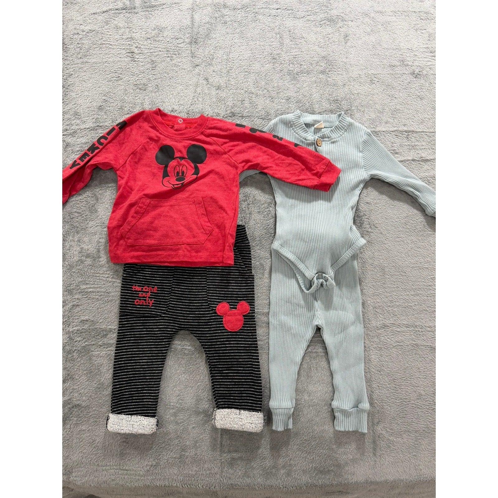 Disney Baby Mickey Mouse Hoodie Set and Ribbed Knit Bodysuit Pants Lot 6-9M 80